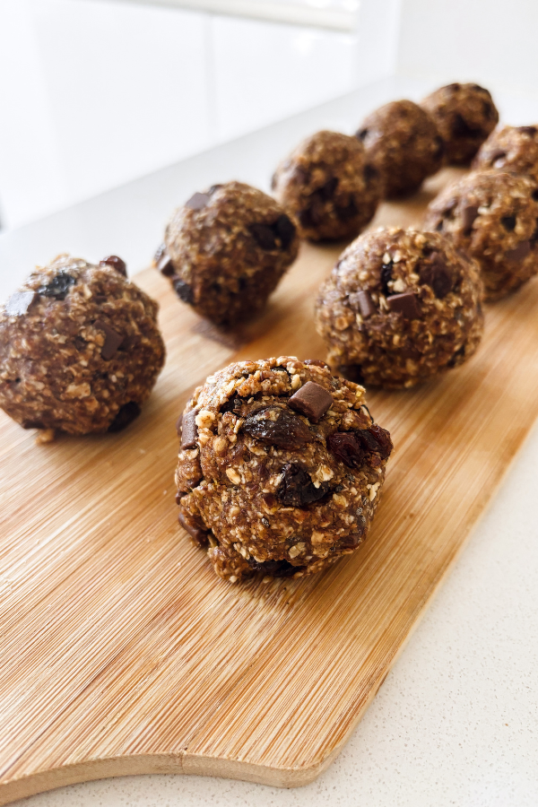 oatmeal raisin protein balls