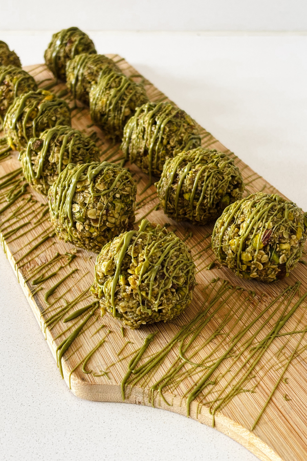 pistachio energy balls