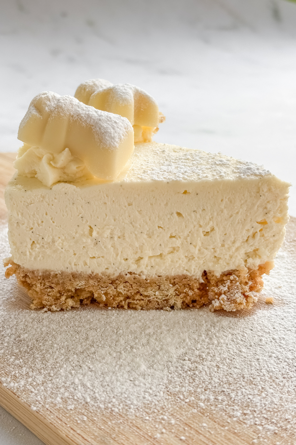 the best and creamiest white chocolate cheesecake and its no bake