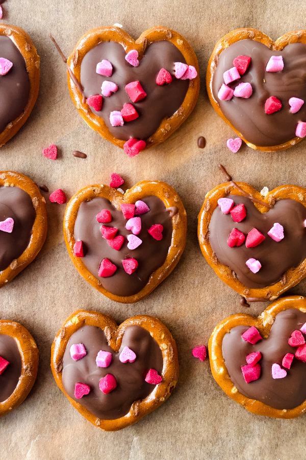 valentines pretzels